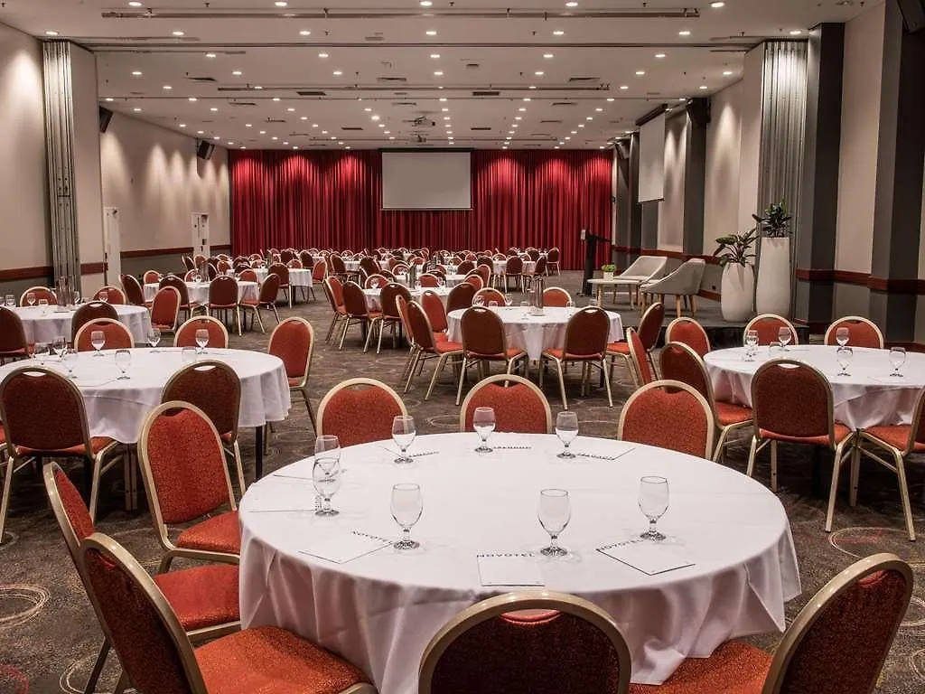Novotel Perth Langley Hotel