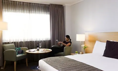 Novotel Perth Langley Hotel